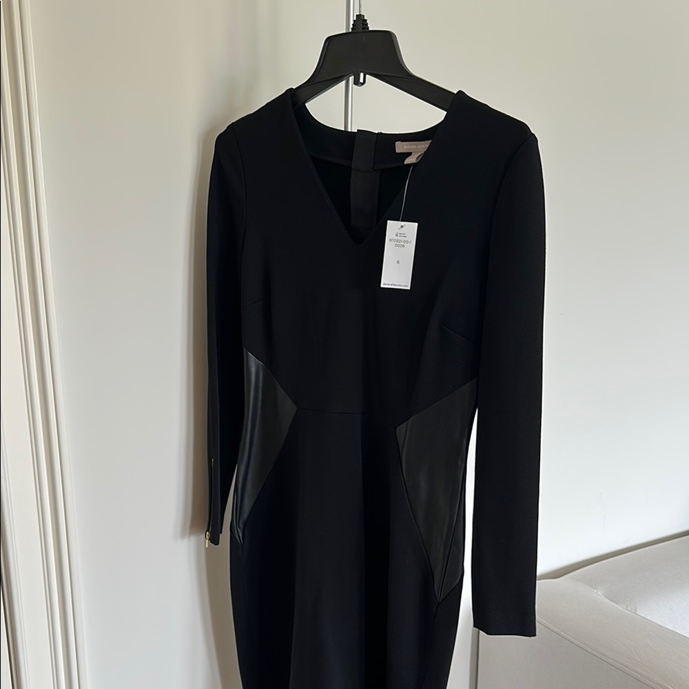 Banana Republic Black V-Neck Long Sleeve Sheath Dress